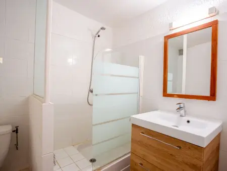 Studio 25 m² Bormes-les-Mimosas, centre village : photo 16