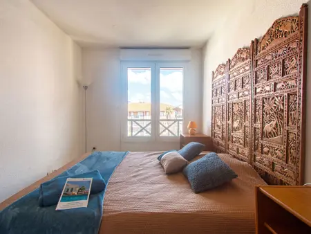 Appartement Bleu Marine, vue port à Fréjus : photo 13