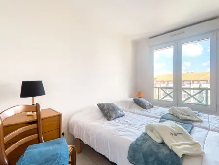Appartement Bleu Marine, vue port à Fréjus : photo 14