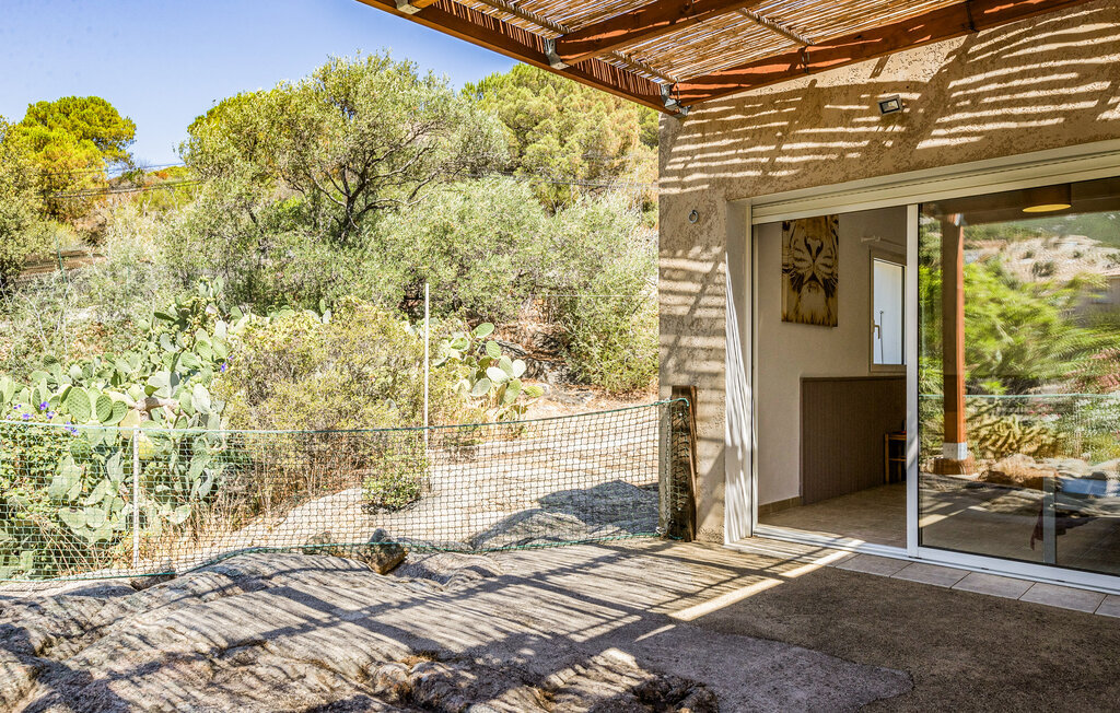 Maison avec piscine privée sur rocher à Calvi - Photo 16