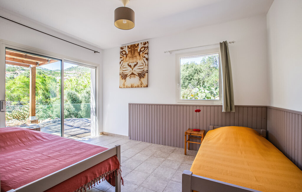 Maison avec piscine privée sur rocher à Calvi - Photo 22