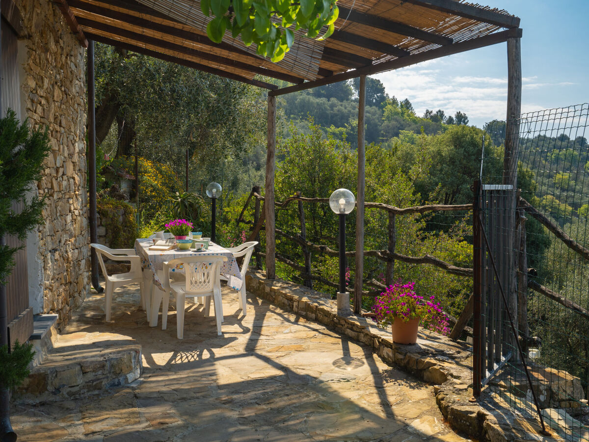 Casa U Baregu – Maison rustique avec piscine à Diano Marina - Photo 1