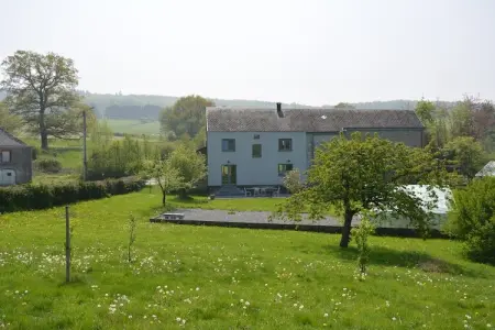 Location maison à Marenne, Belle maison de vacances à Hotton avec jardin