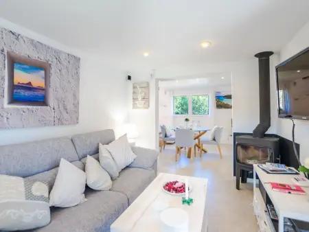 Maison Can Marc – Jacuzzi et piscine privés à Vilafranca : photo 4