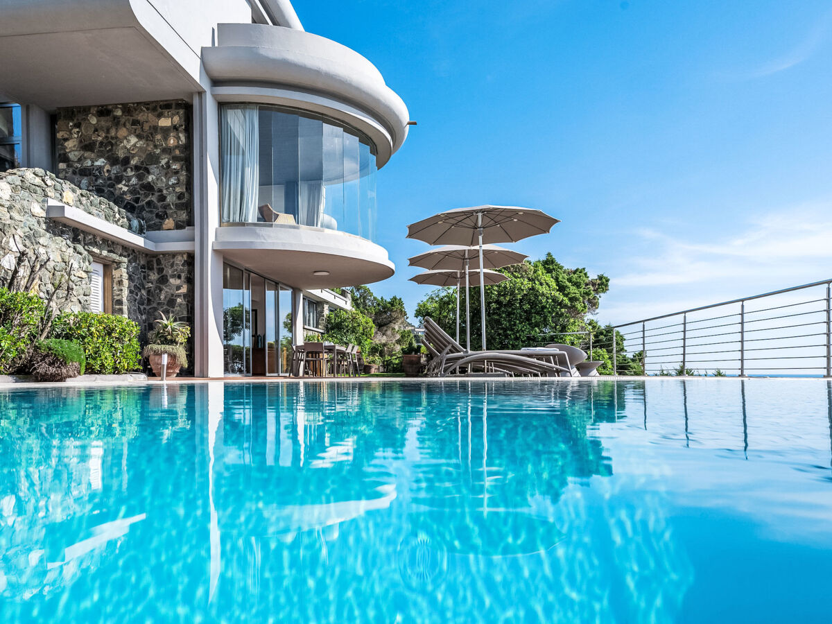Villa Vistamare – 6 chambres, piscine d'eau de mer et plage à 30 m - Photo 1