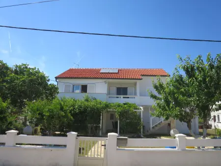 Location appartement à Vir, Bedeniković