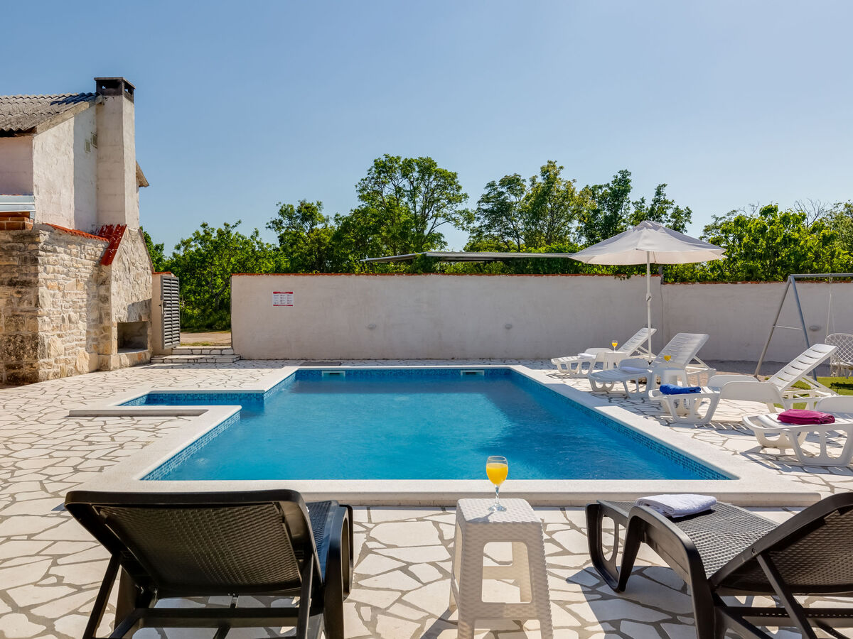 Maison Branka avec piscine privée à Novigrad - Photo 25