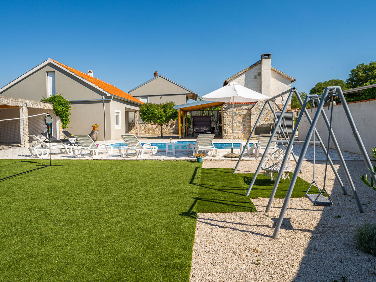Maison Branka avec piscine privée à Novigrad - Photo 26