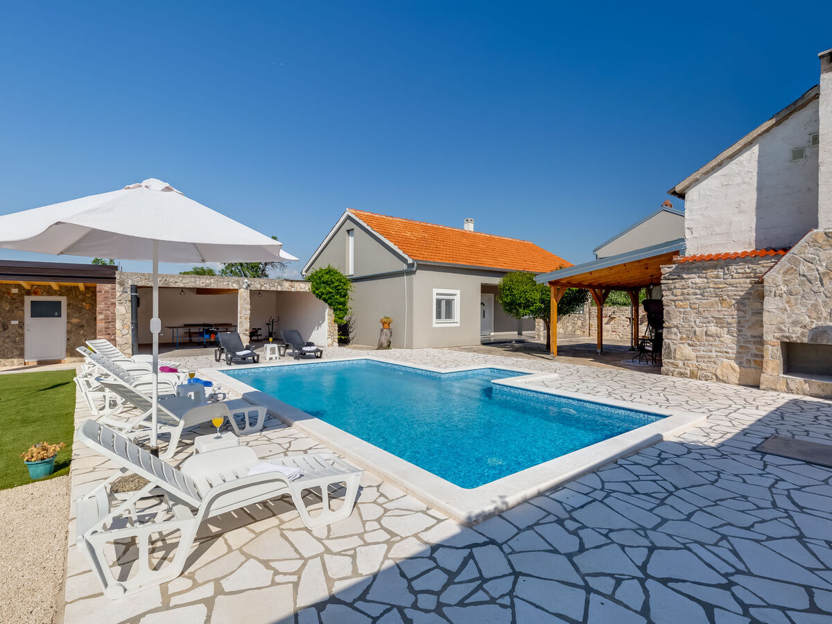 Maison Branka avec piscine privée à Novigrad - Photo 28