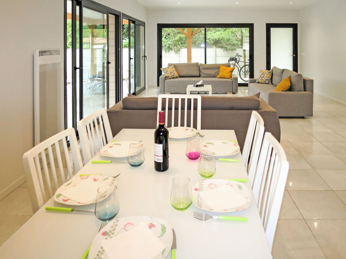 Maison Yara à Lacanau : 3 chambres, terrasse couverte - Photo 8