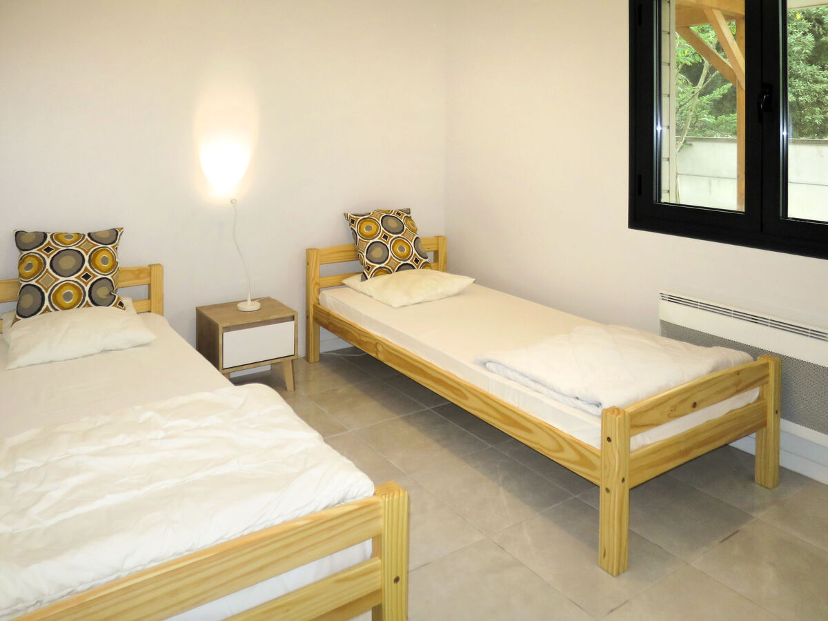 Maison Yara à Lacanau : 3 chambres, terrasse couverte - Photo 12