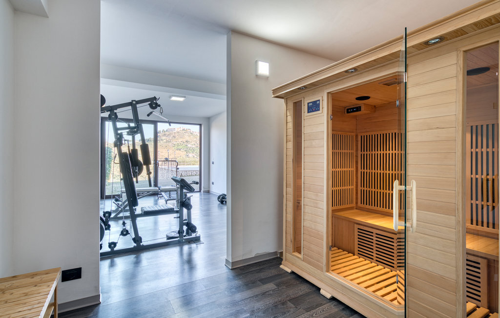 Villa del Borgo – Maison 5 ch, piscine et sauna - Photo 3