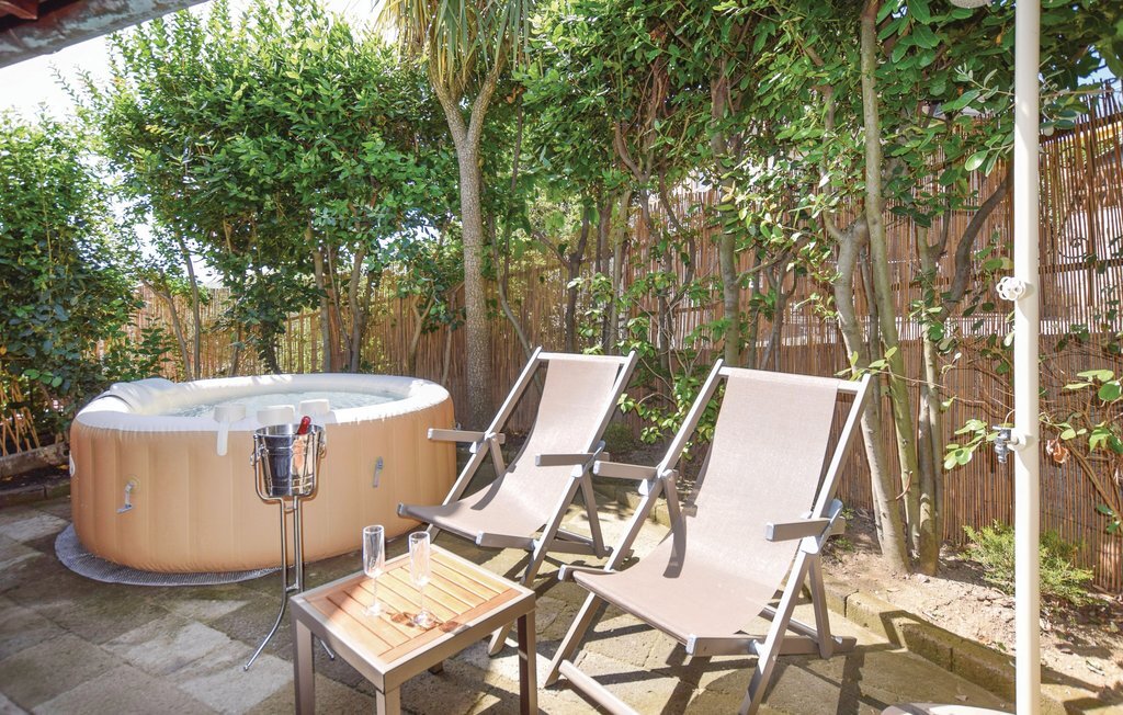 Maison des Fleurs – 8 pers, jacuzzi et jardin en Toscane - Photo 6