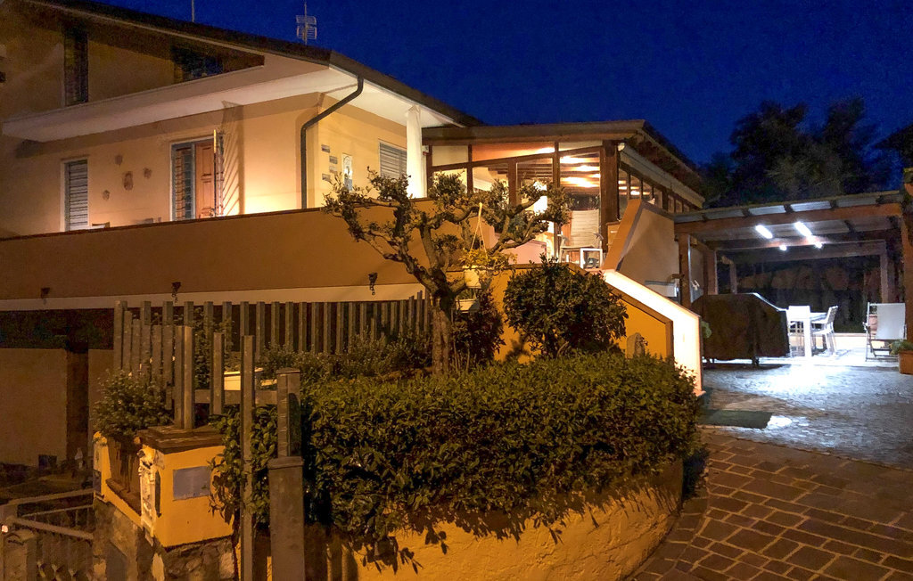Maison des Fleurs – 8 pers, jacuzzi et jardin en Toscane - Photo 24
