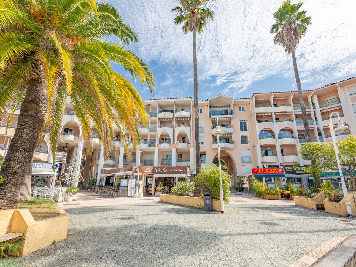 Royal Marine – Apt 3 pièces, terrasse à Port Fréjus - Photo 21