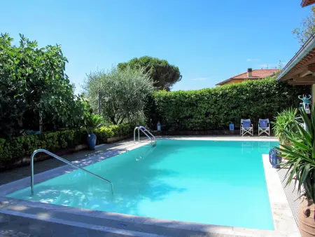 Villa Capo Corso, 450 m² avec piscine à Corsanico : photo 2