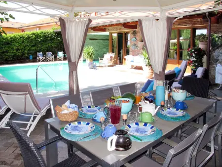 Villa Capo Corso, 450 m² avec piscine à Corsanico : photo 4