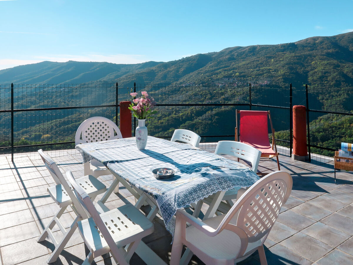 Maison Bel Vedere à Aurigo, vue panoramique montagnes - Photo 1