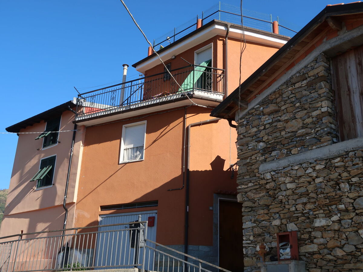 Maison Bel Vedere à Aurigo, vue panoramique montagnes - Photo 15