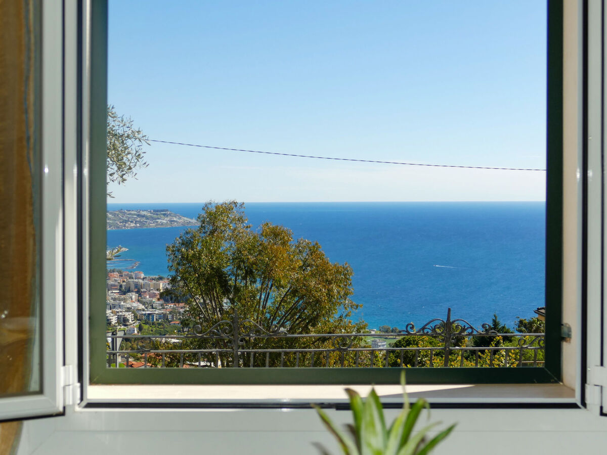 Appartement Margi – vue panoramique mer à Sanremo - Photo 2