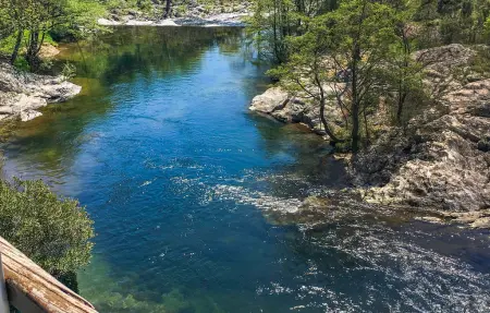 Appartement pieds dans l'eau à Vals-les-Bains : photo 25
