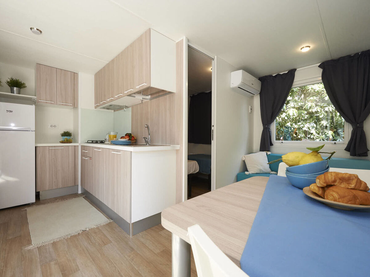 Mobil-home Ischia à Baia Domizia, 250 m de la plage - Photo 3