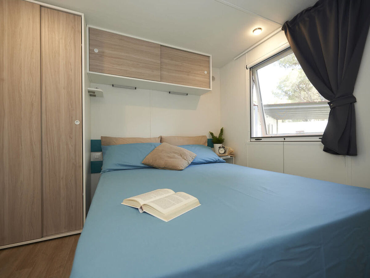 Mobil-home Ischia à Baia Domizia, 250 m de la plage - Photo 4