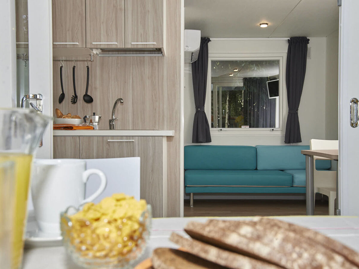 Mobil-home Ischia à Baia Domizia, 250 m de la plage - Photo 7