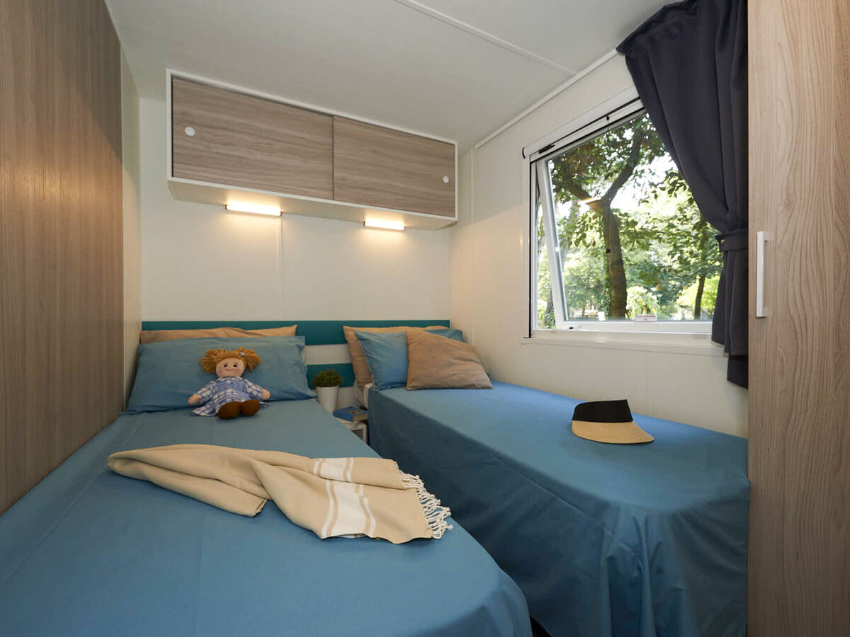Mobil-home Ischia à Baia Domizia, 250 m de la plage - Photo 8