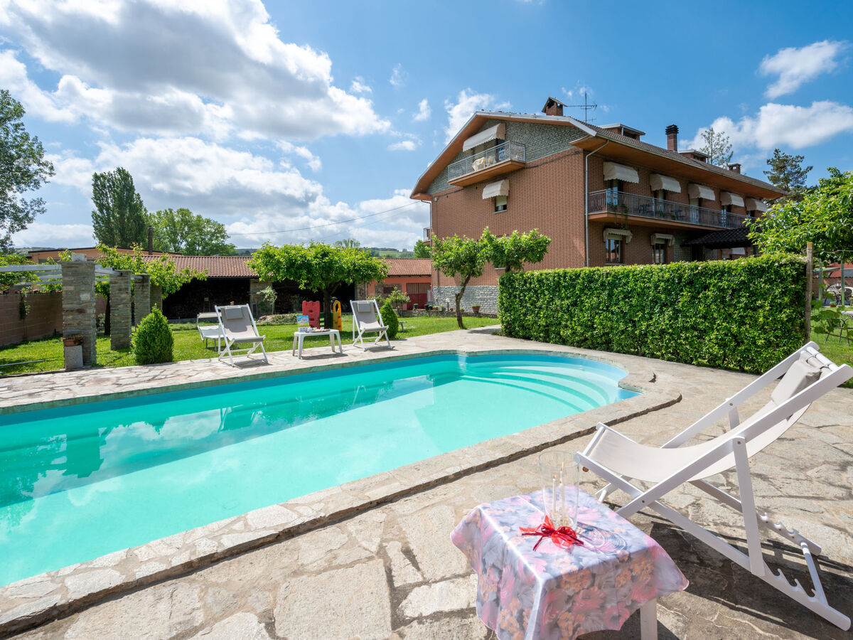 Appartement Ca' D'Gnese, mansardé avec piscine à Castagnole Lanze - Photo 1