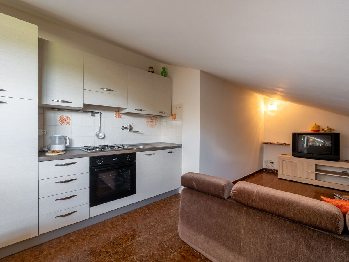 Appartement Ca' D'Gnese, mansardé avec piscine à Castagnole Lanze - Photo 4