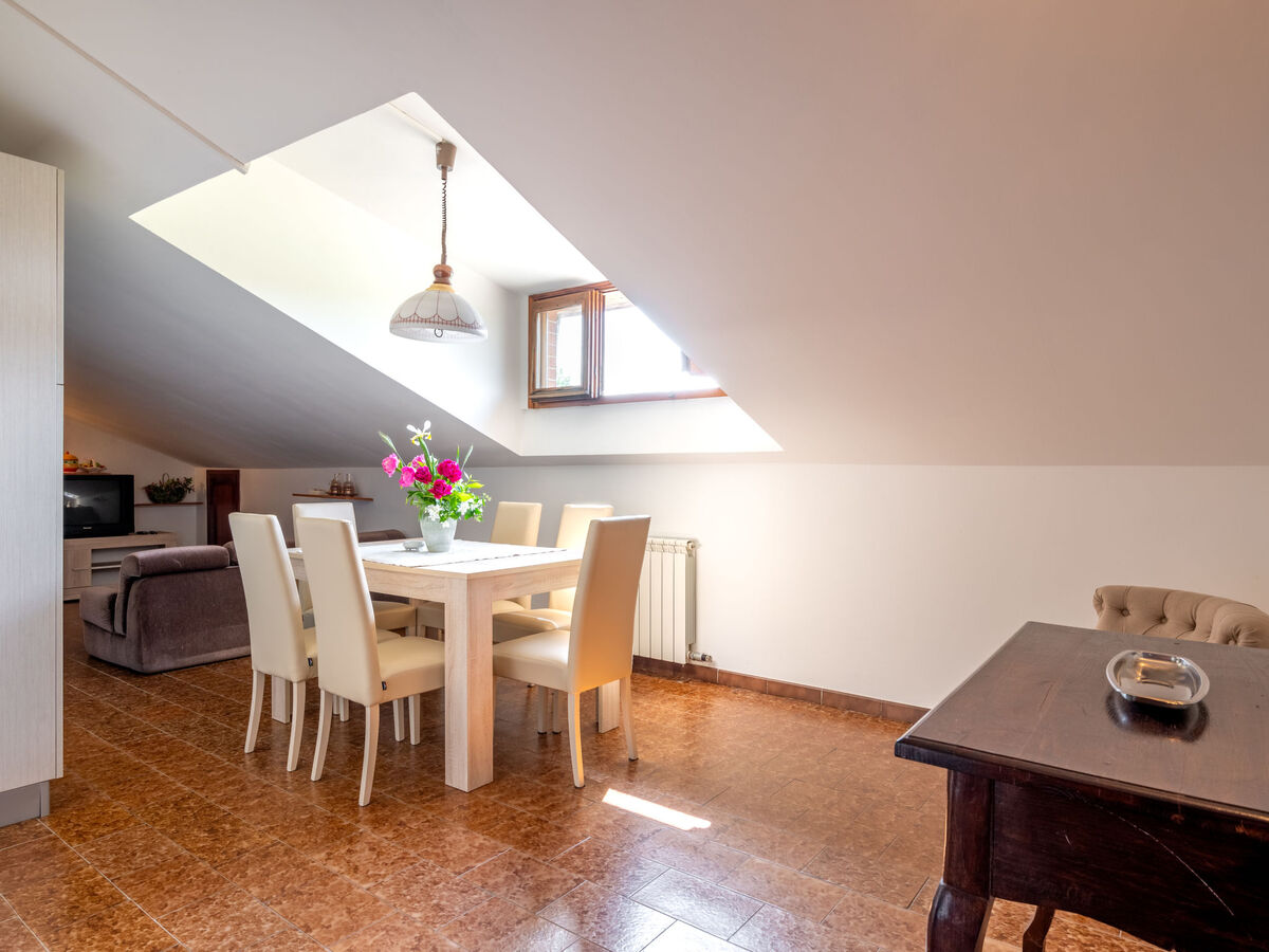 Appartement Ca' D'Gnese, mansardé avec piscine à Castagnole Lanze - Photo 8