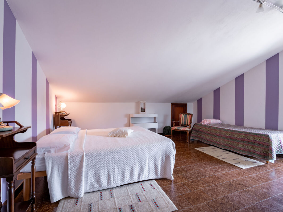 Appartement Ca' D'Gnese, mansardé avec piscine à Castagnole Lanze - Photo 10
