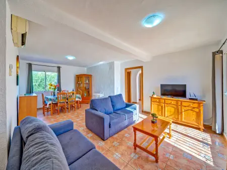 Appartement Canuta Baja 4 – vue mer, terrasse et piscine à Calpe : photo 3