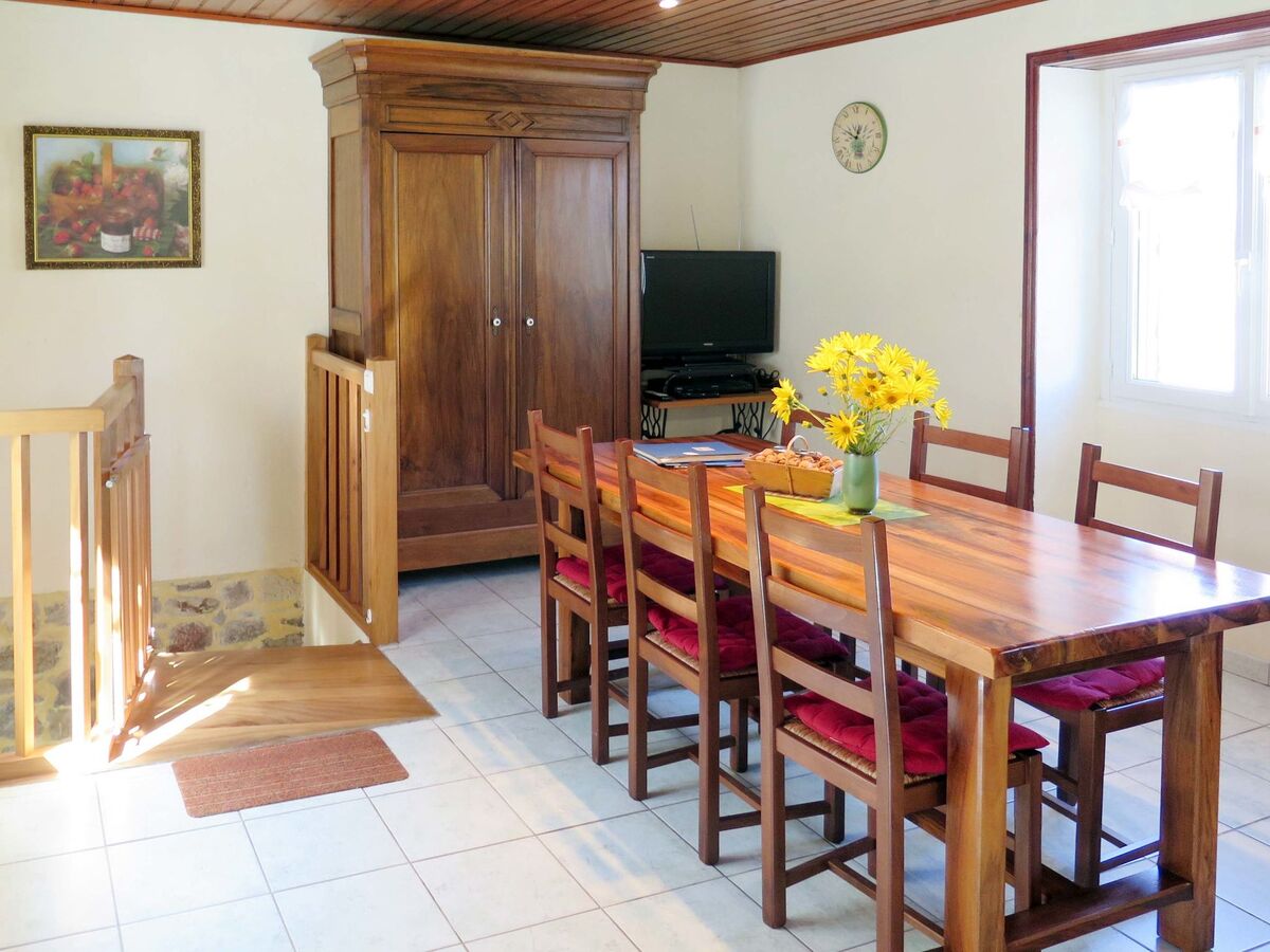 Gîte Sarrouil à Loubressac, piscine et terrasses - Photo 7