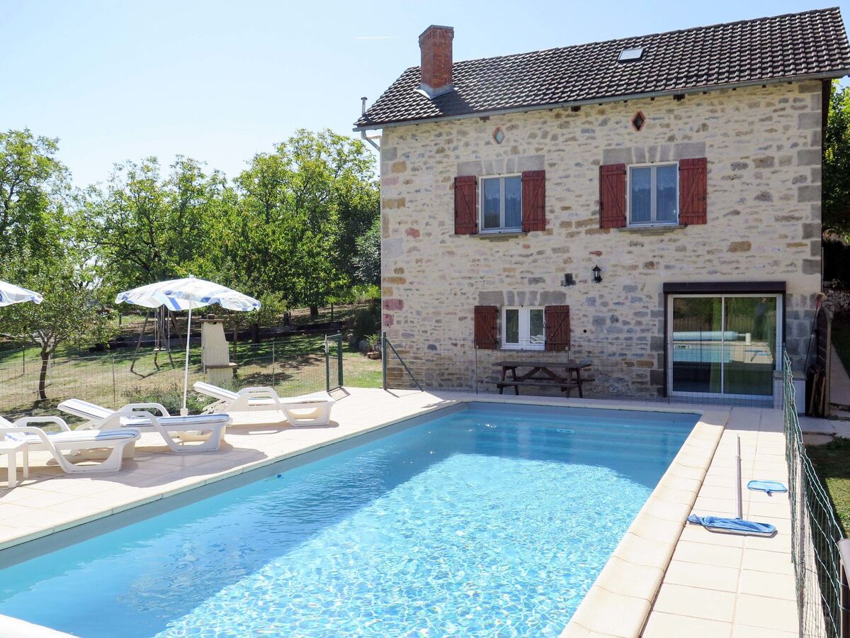 Gîte Sarrouil à Loubressac, piscine et terrasses - Photo 16