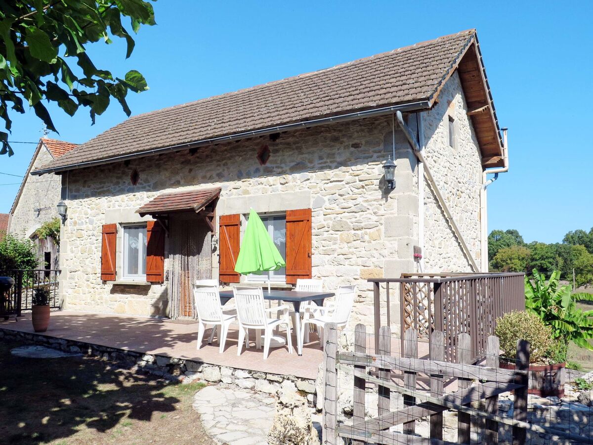 Gîte Sarrouil à Loubressac, piscine et terrasses - Photo 17