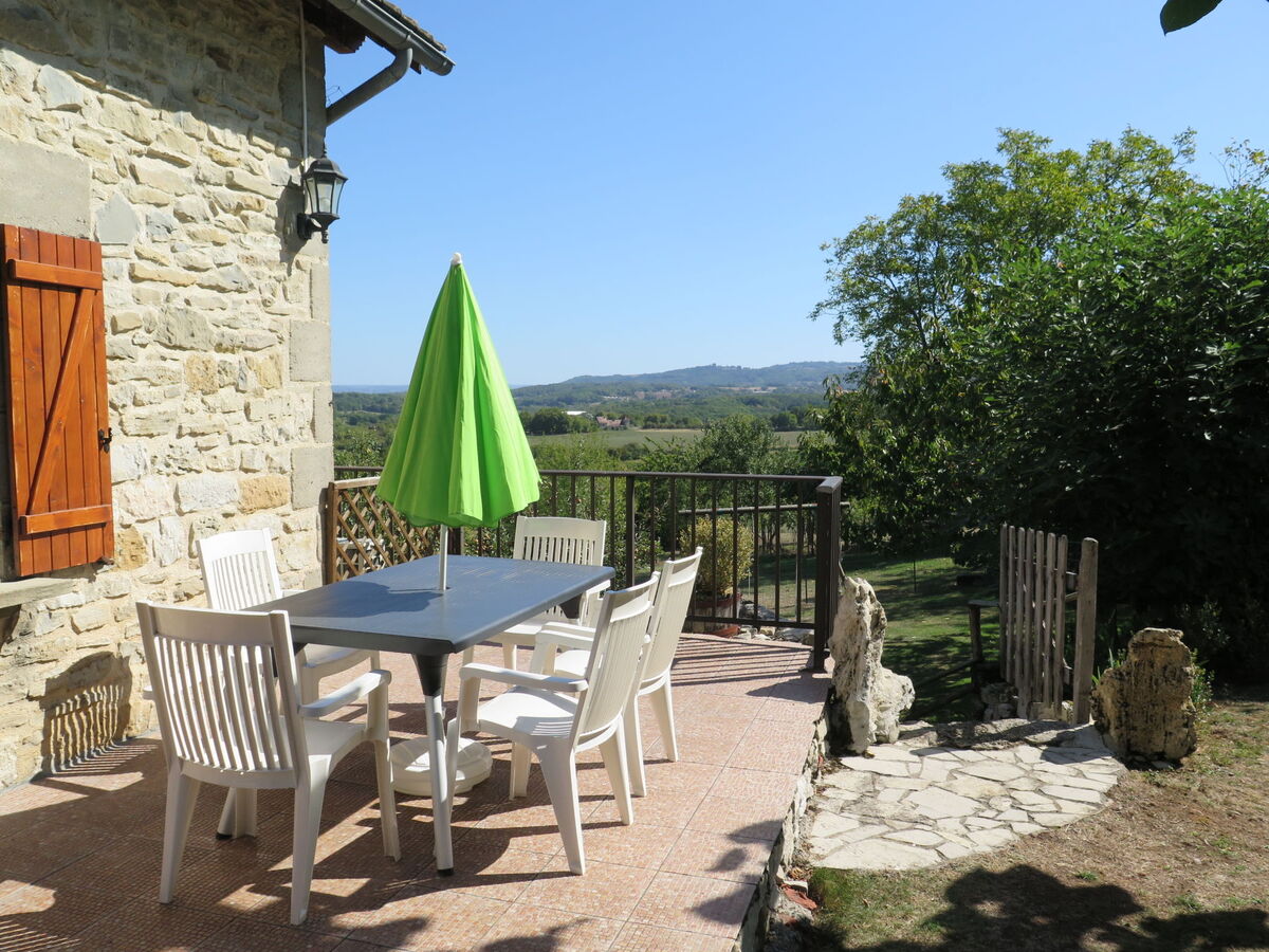 Gîte Sarrouil à Loubressac, piscine et terrasses - Photo 25