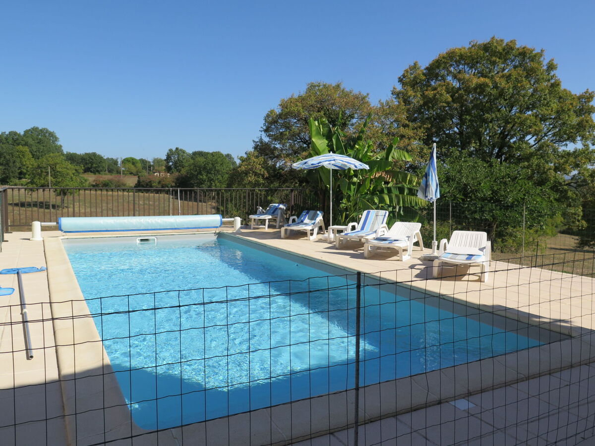 Gîte Sarrouil à Loubressac, piscine et terrasses - Photo 28