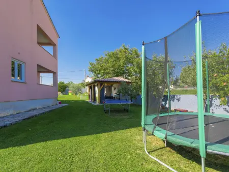 Paus, Maison 12 personnes à Barban - Photo 4