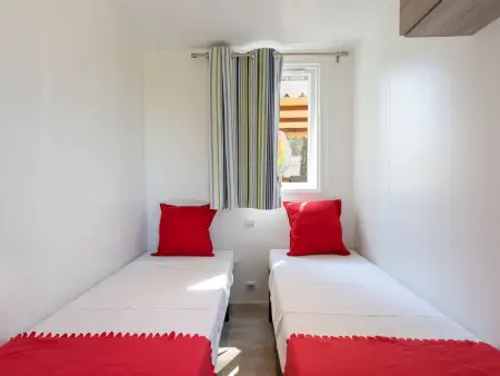 Mobil-home à 20 m de la plage – Camping Village Cavallino : photo 3