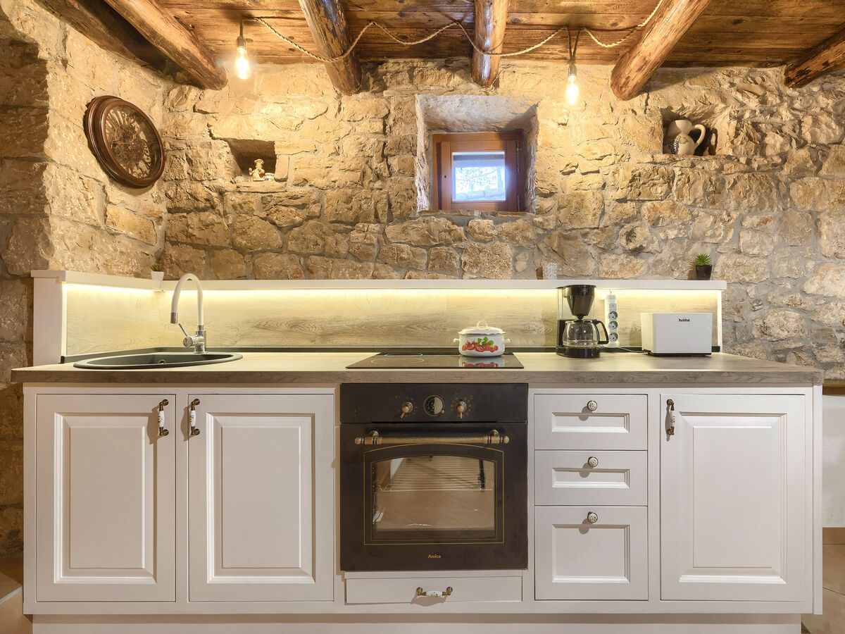 Maison Susanne avec piscine privée à Pićan - Photo 5