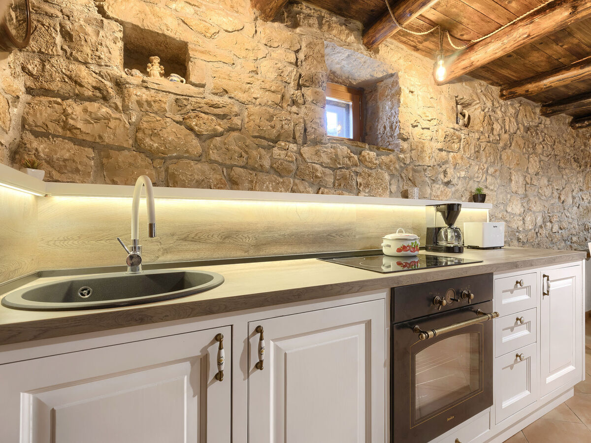 Maison Susanne avec piscine privée à Pićan - Photo 11