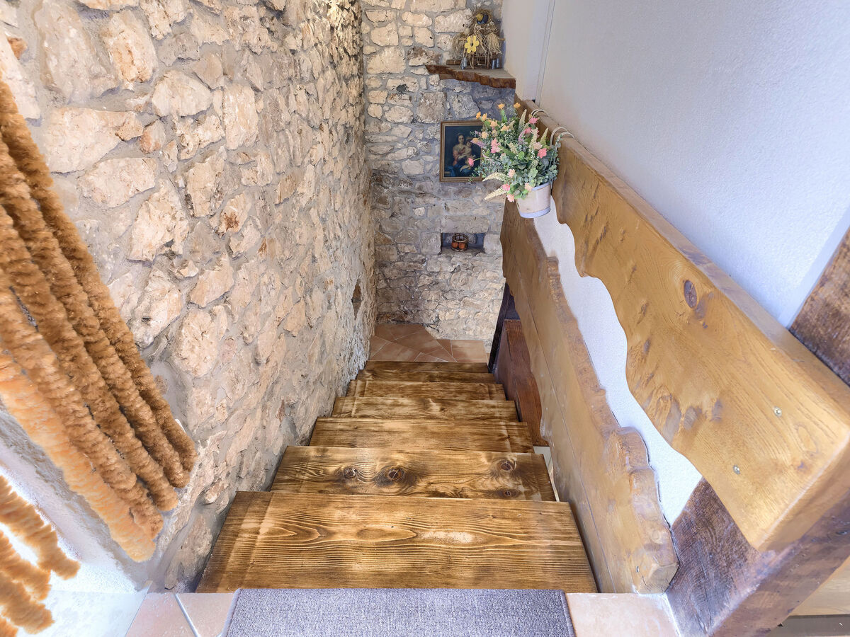 Maison Susanne avec piscine privée à Pićan - Photo 18