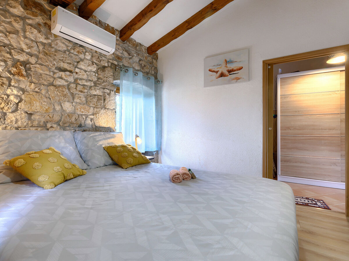 Maison Susanne avec piscine privée à Pićan - Photo 26