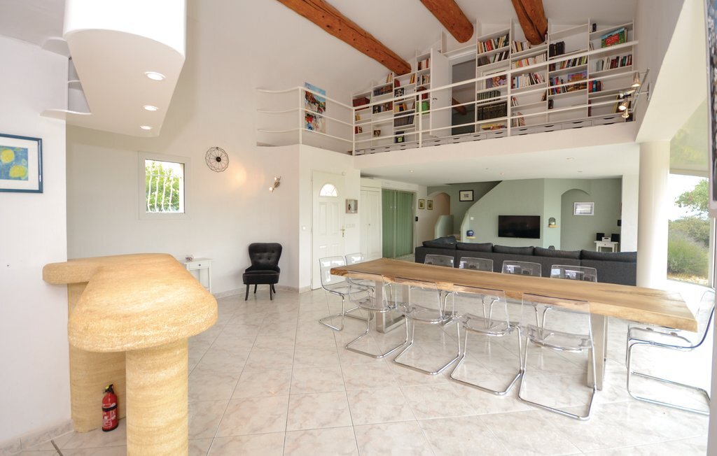 Maison 5 chambres avec piscine débordement, vue Gard - Photo 4