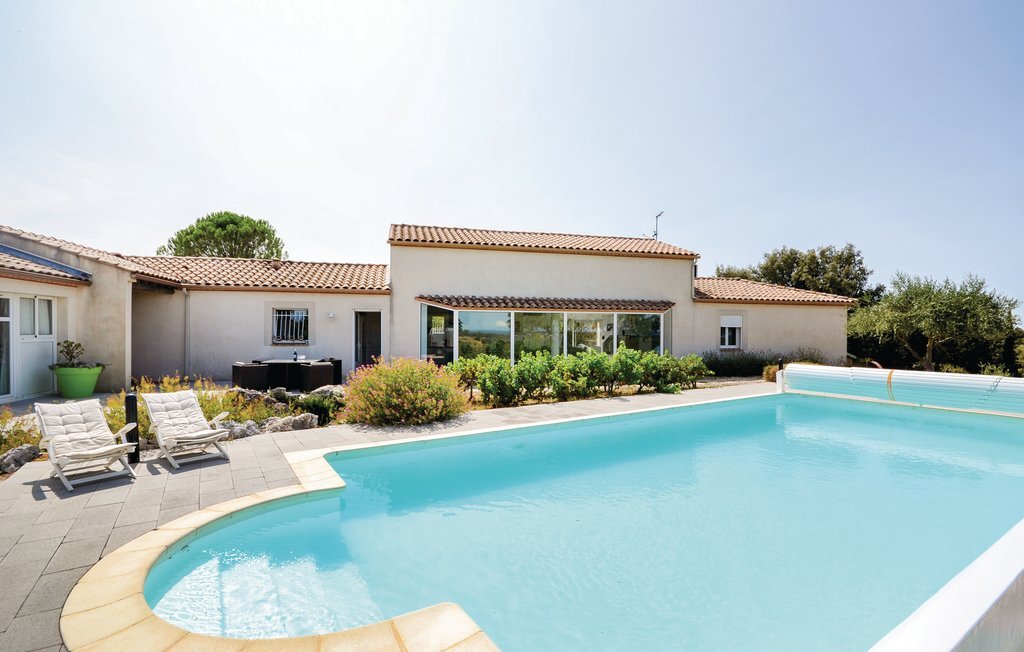 Maison 5 chambres avec piscine débordement, vue Gard - Photo 9