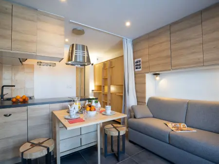 Studio 20m² Tignes, 6e étage, vue montagne et ski à 200m : photo 2