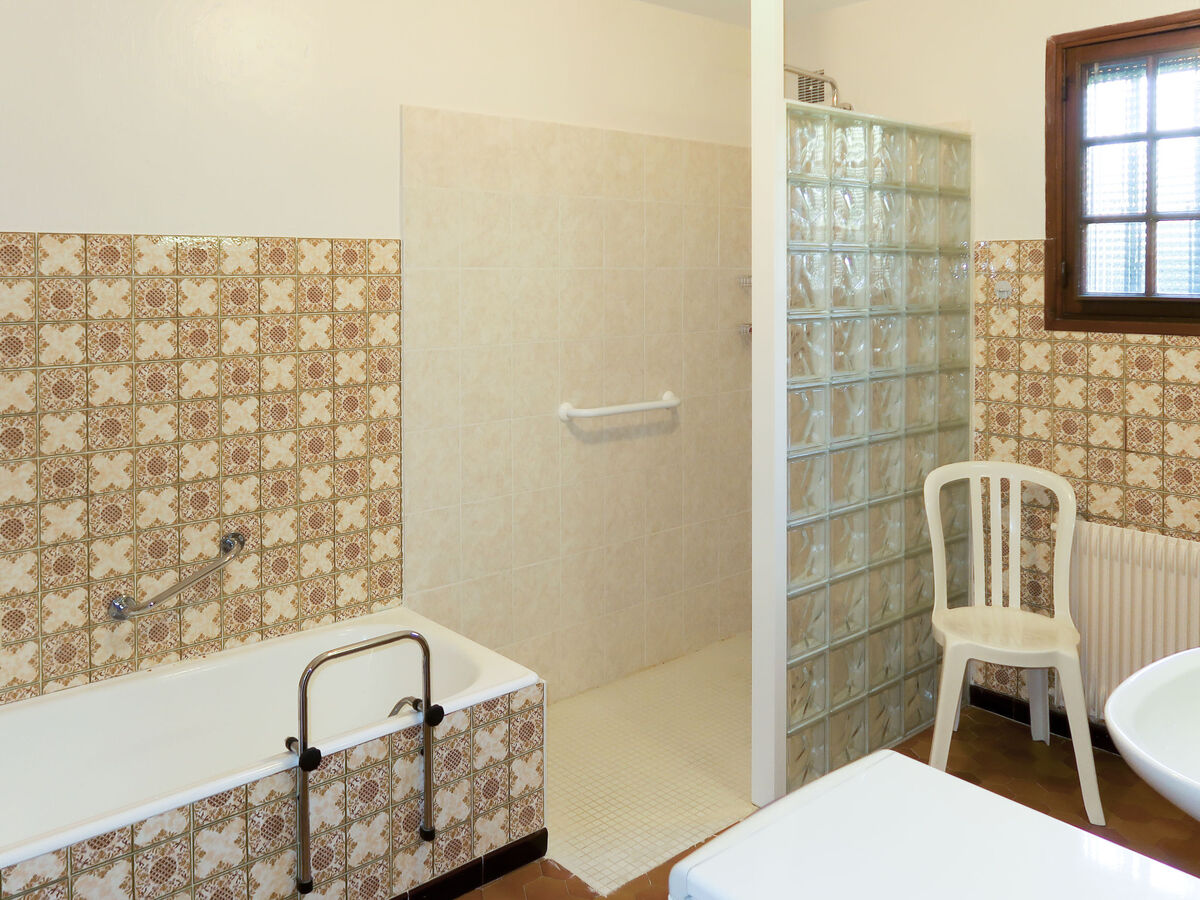 Lou Mazet - Maison 6 pers. avec piscine à Plan de la Tour - Photo 12