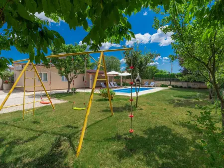 Maison Vrt avec piscine privée à Sveti Petar u Šumi : photo 42